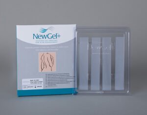 NewGel+ skaidrios silikoninės juostelės, 2,5 × 15,2 cm (1" × 6"), 4 vnt. pakuotėje